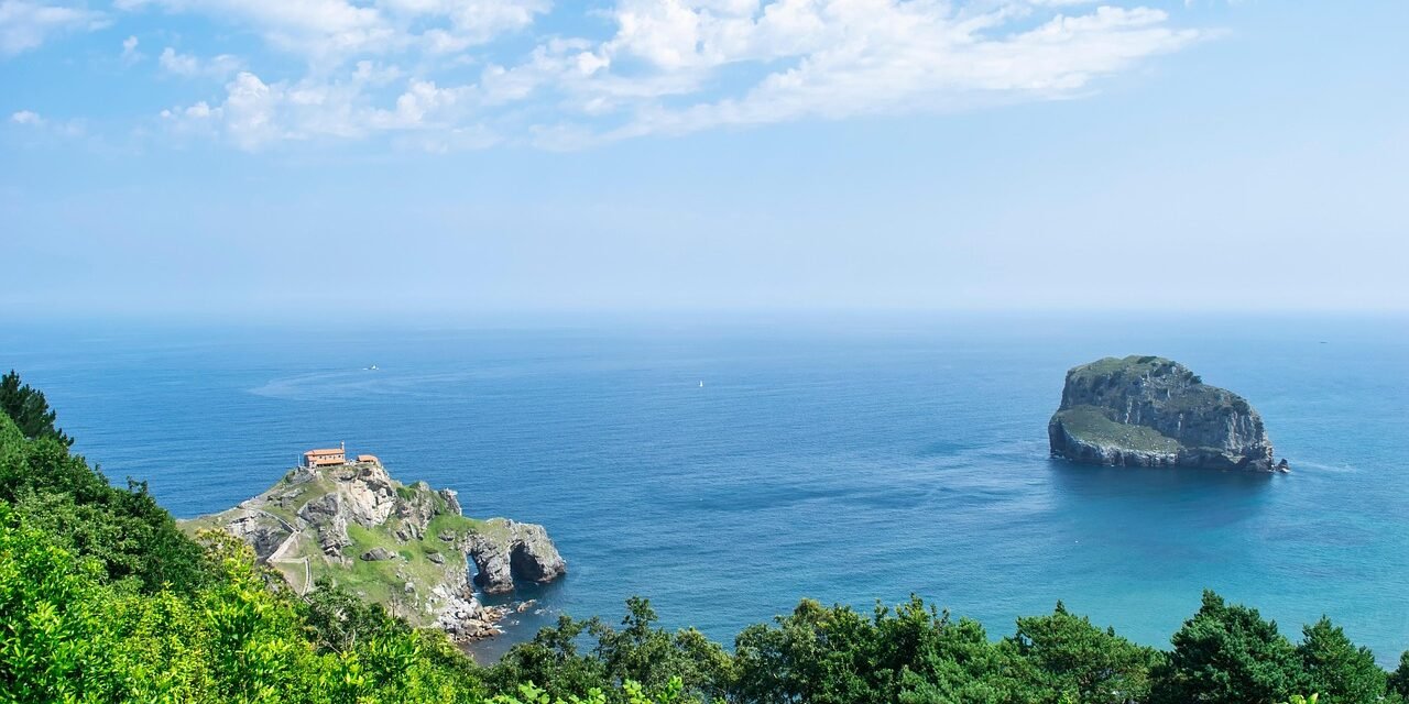 🌅 Peace by the Waves